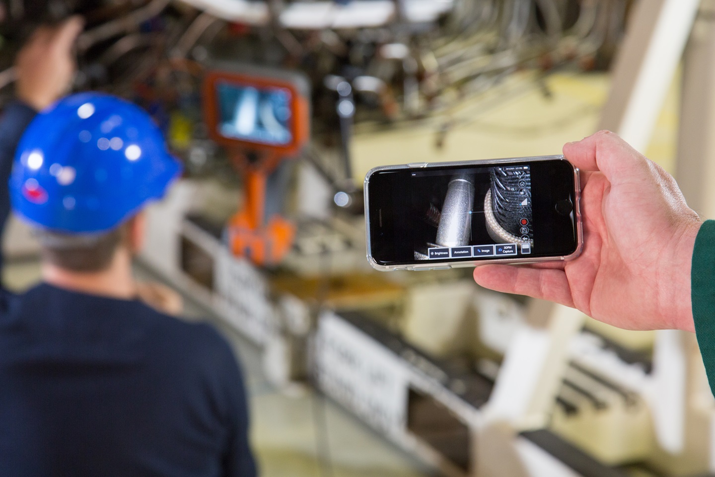 工业内窥镜与手机实时无线传输检测图像